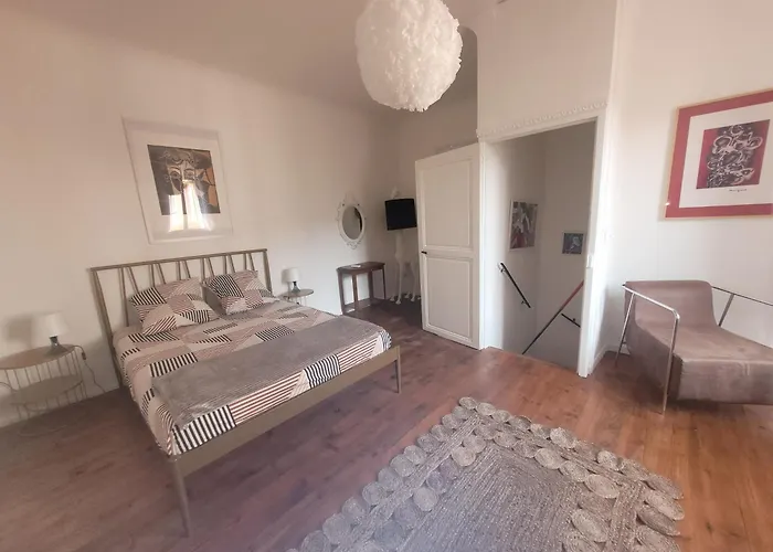 Petite Maison Entre Et Montagne Apartament